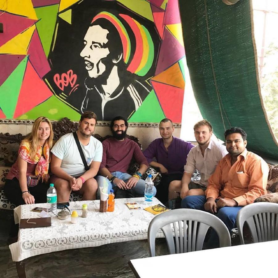 Friends Guest House & Hostel Agra  Εξωτερικό φωτογραφία