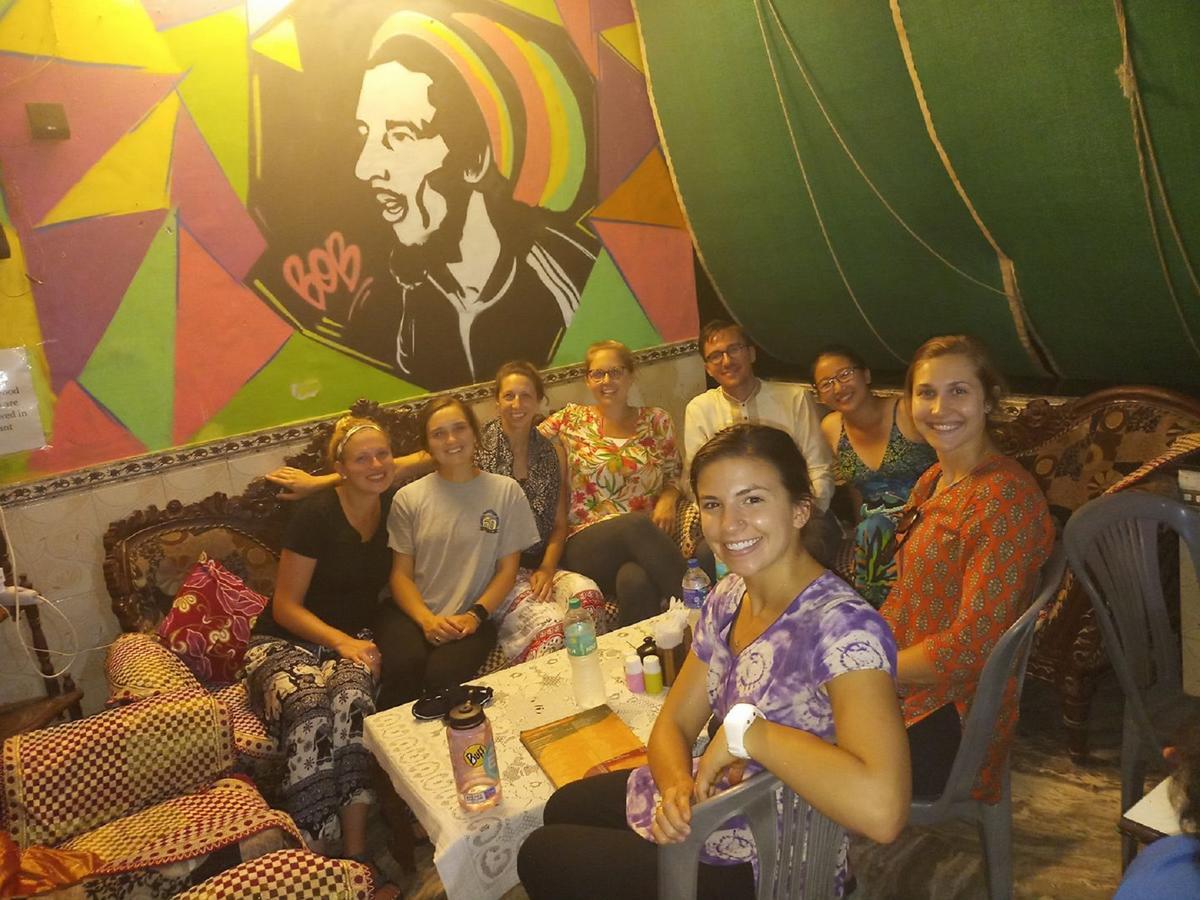 Friends Guest House & Hostel Agra  Εξωτερικό φωτογραφία