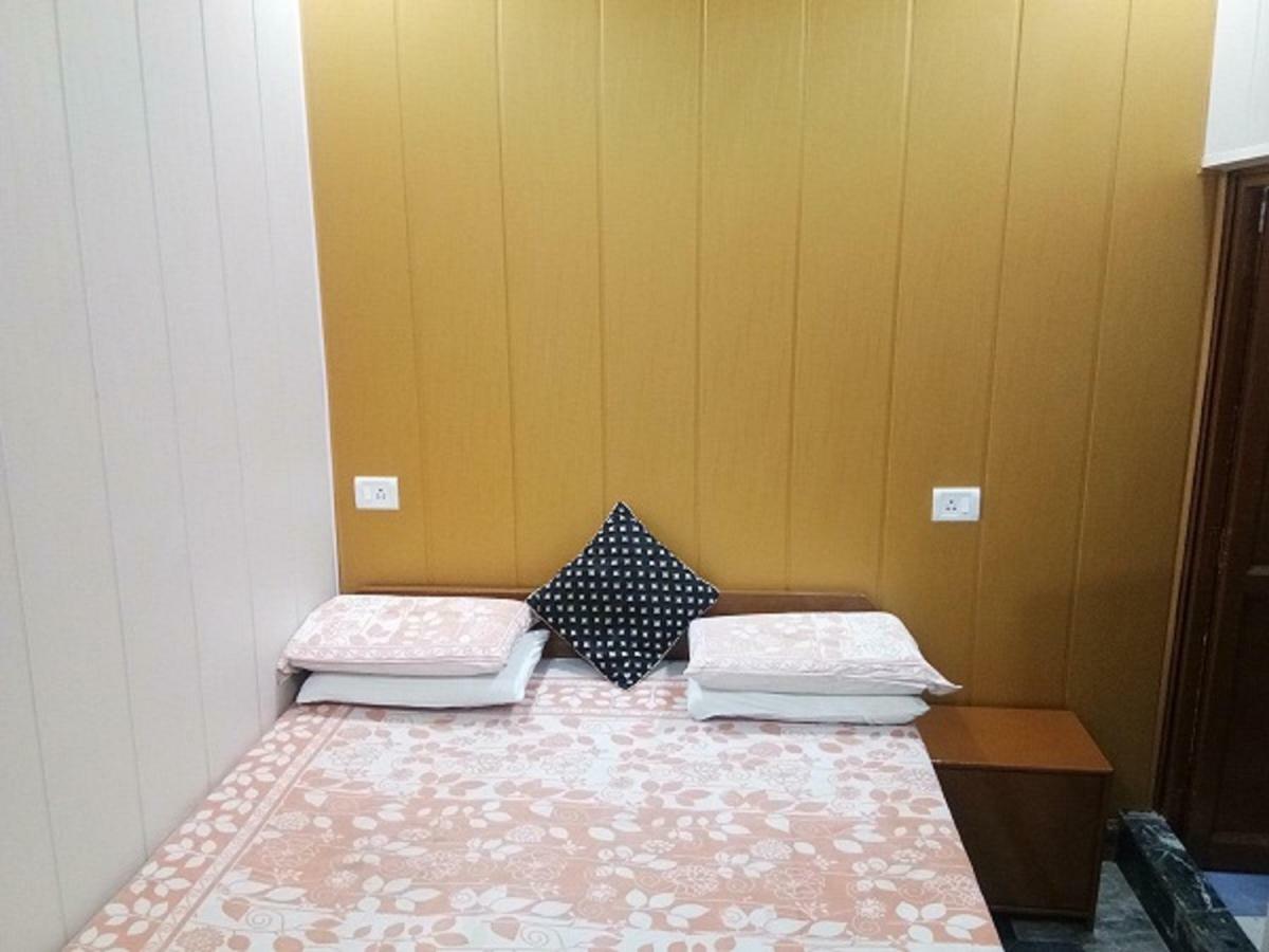 Friends Guest House & Hostel Agra  Εξωτερικό φωτογραφία