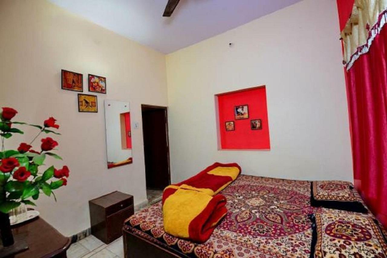 Friends Guest House & Hostel Agra  Εξωτερικό φωτογραφία
